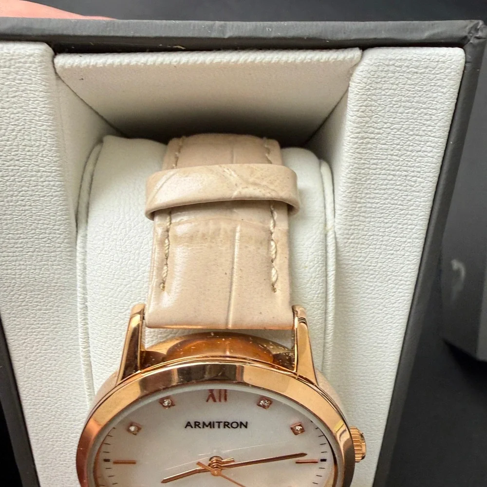 Armitron Womens‎ 75/5834RG Rose Gold Tone Crystal Leather Strap Watch New Batter